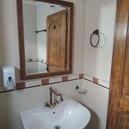 сем.х л троя Hotel 3*