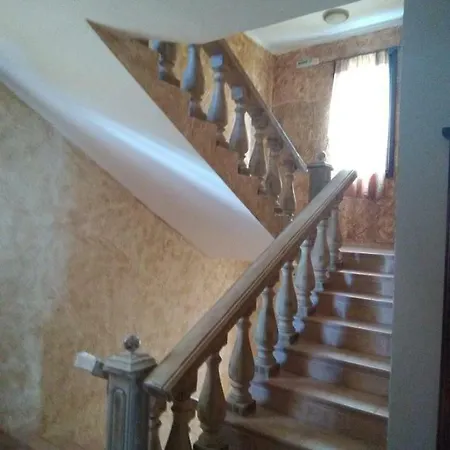 сем.х л троя Hotel