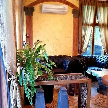 сем.х л троя Hotel 3*